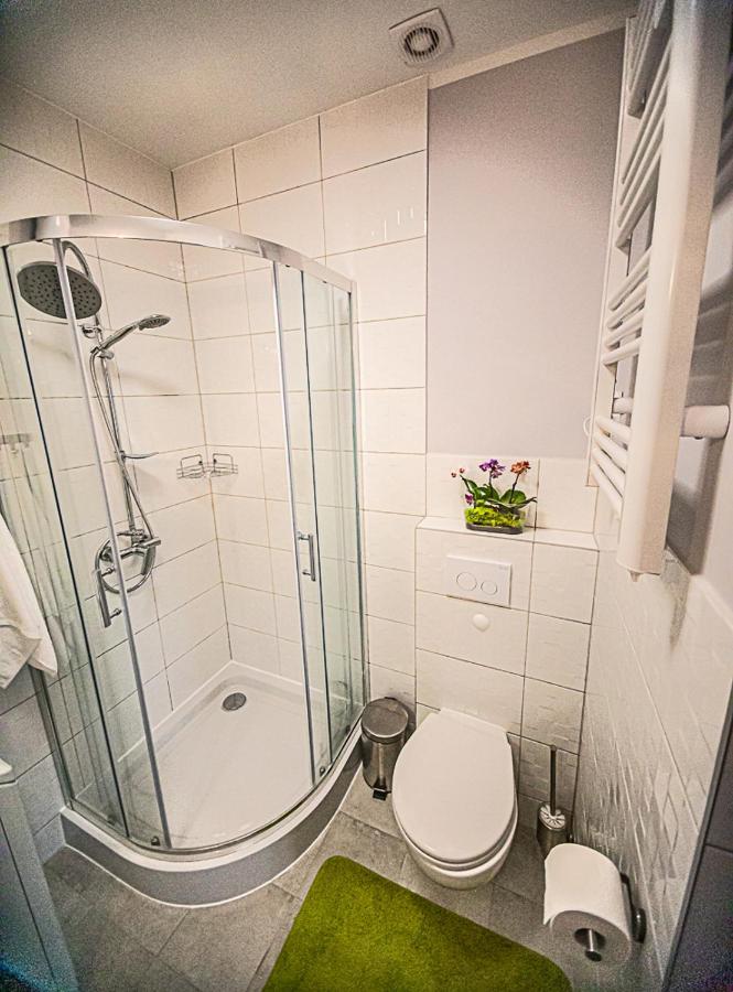 Apartament Marklissa Лесьна Экстерьер фото