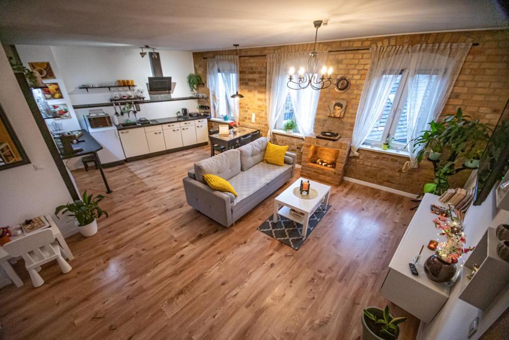 Apartament Marklissa Лесьна Экстерьер фото